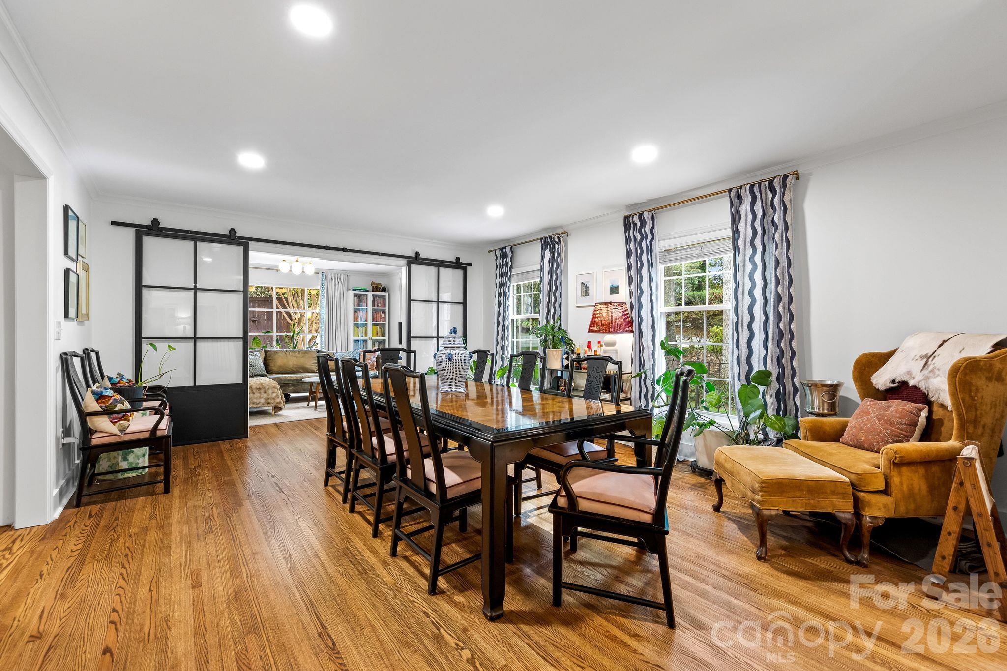 4015 Oldfield Road
