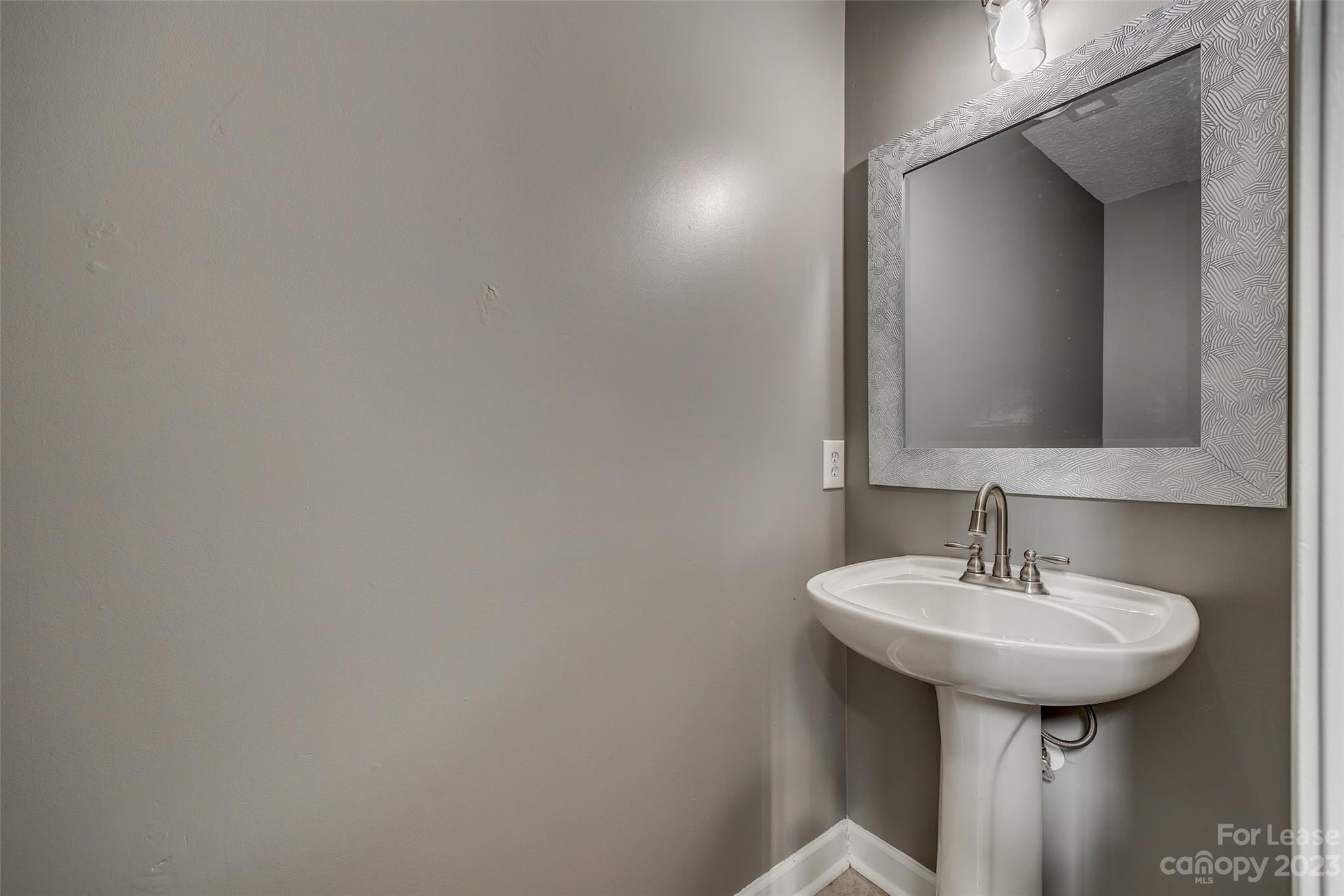 Clover Meadows - Residential Lease