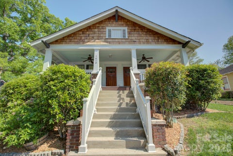 Photo of 1613 S Mint Street, Charlotte, NC 28203 (MLS # 4434644)