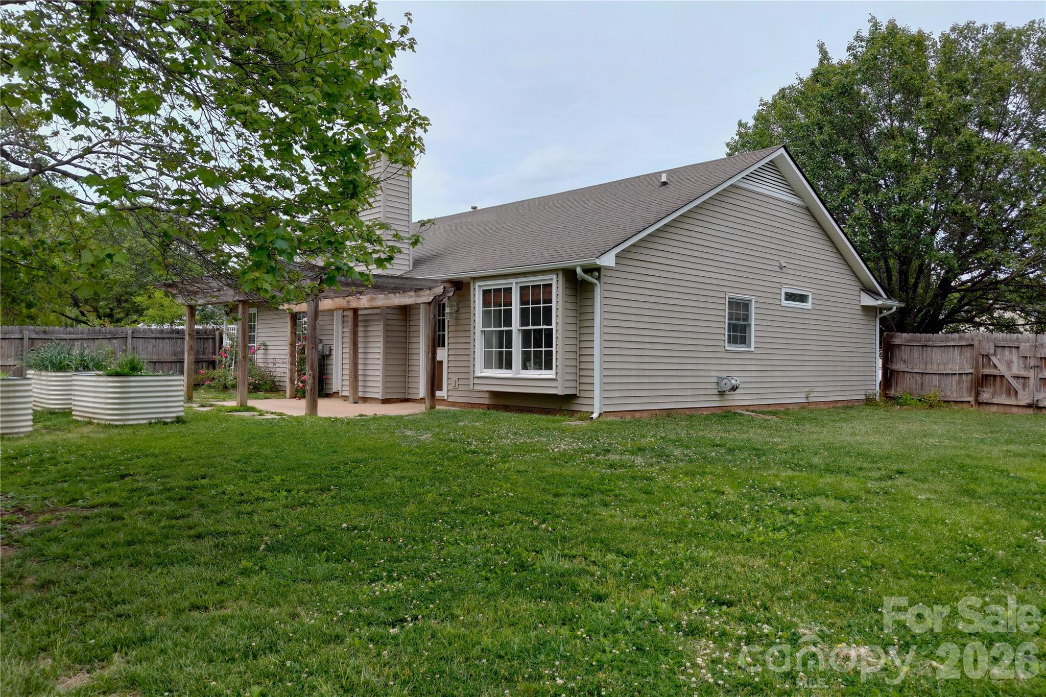 1016 Thorncrest Drive