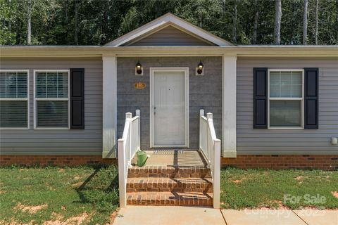 185 Crystal Bay Drive Mooresville NC 28115