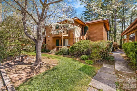 Photo of 521 Courtwood Lane #8, Hendersonville, NC 28739 (MLS # 4412419)