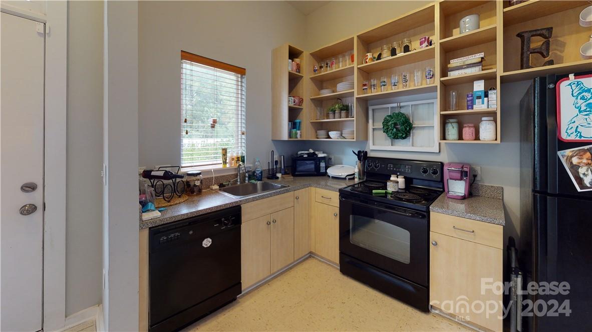 The Arts District - Residential Lease