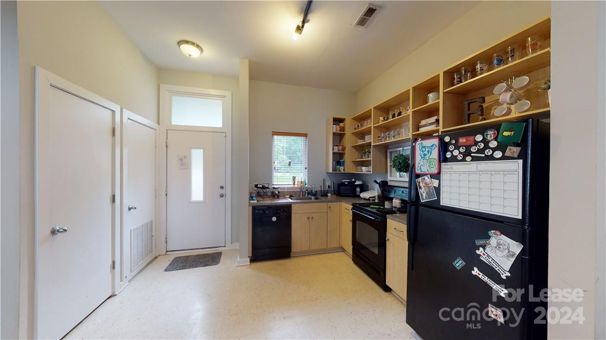 The Arts District - Residential Lease