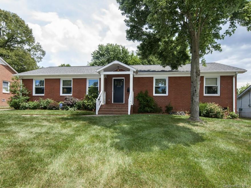 Lovely, turnkey home w/ a versatile floorplan on a lrg lot & quiet street in a highly desirable neighborhood. Roof '10, HVAC '11, numerous upgrades & updates throughout. Awesome storage, ss appliance including brand new refrigerator, hardwoods, fresh paint, etc. Talk abt location. Directly across from Park Rd Shopping Center & the walkability of this home is 2nd to none. Enjoy the Greenway, Freedom Park, restaurants, shopping and be in Uptown Charlotte in less than 15 minutes!