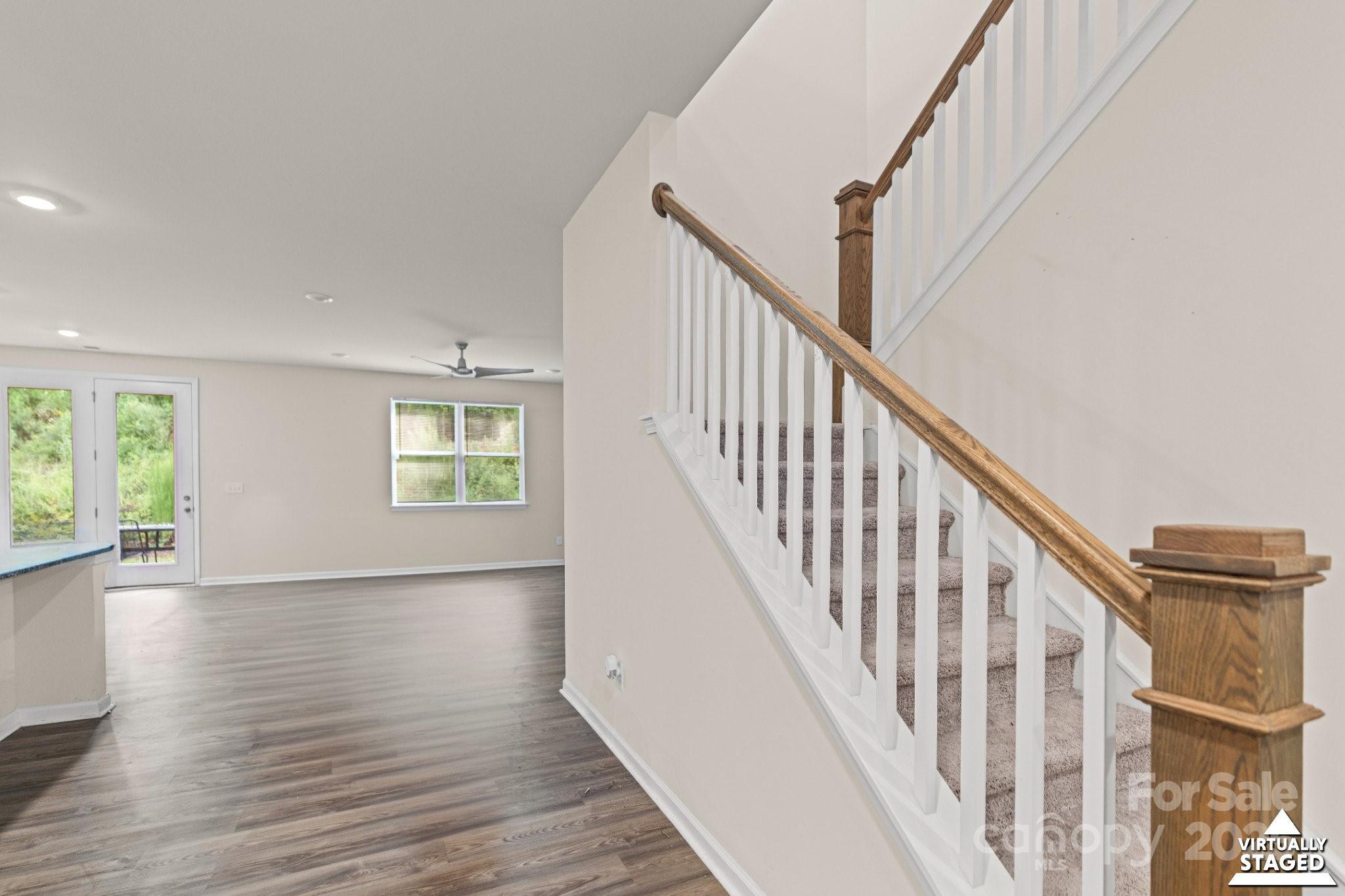 7027 Maple Run Circle