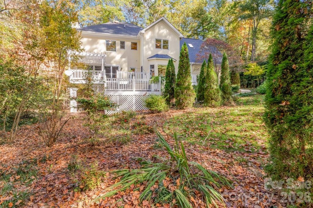 107 SUNNINGDALE Drive