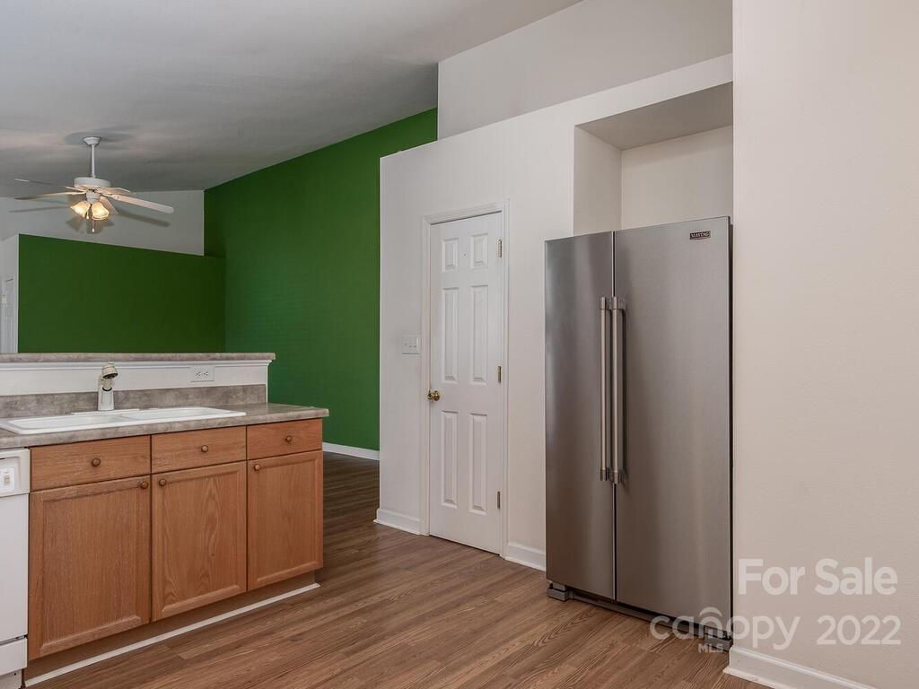 CORNERSTONE - Residential