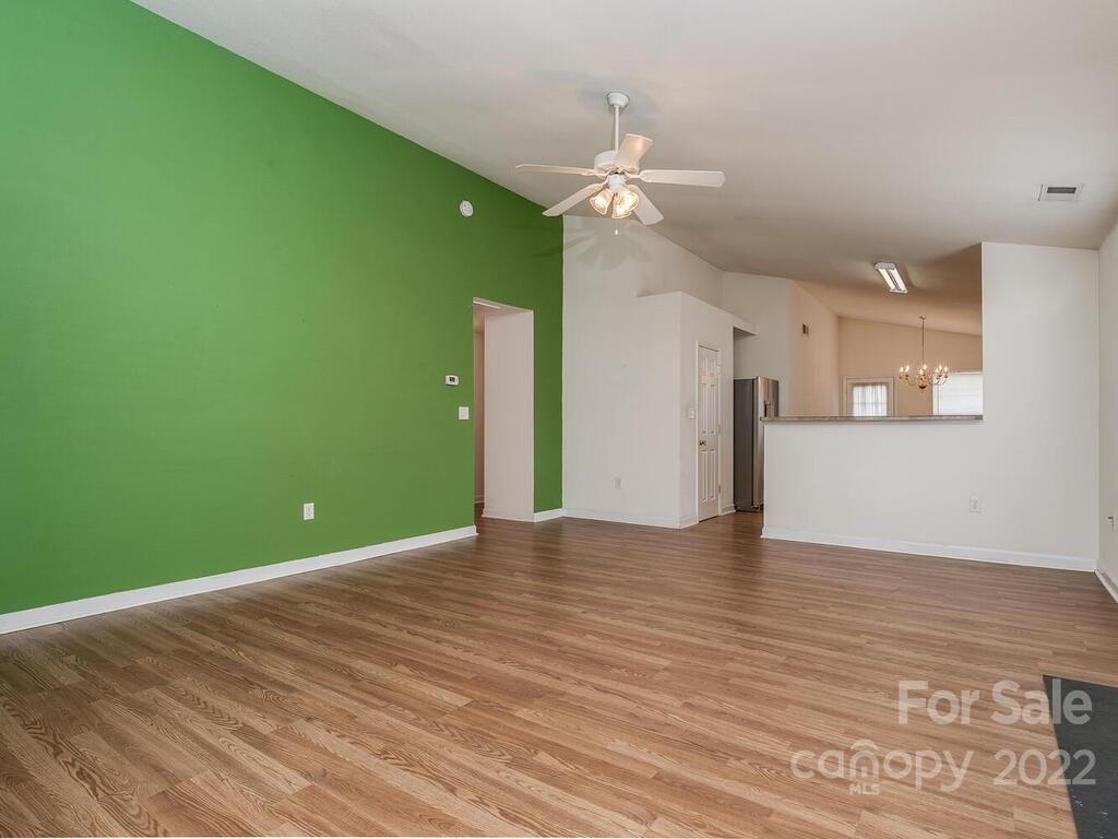 CORNERSTONE - Residential