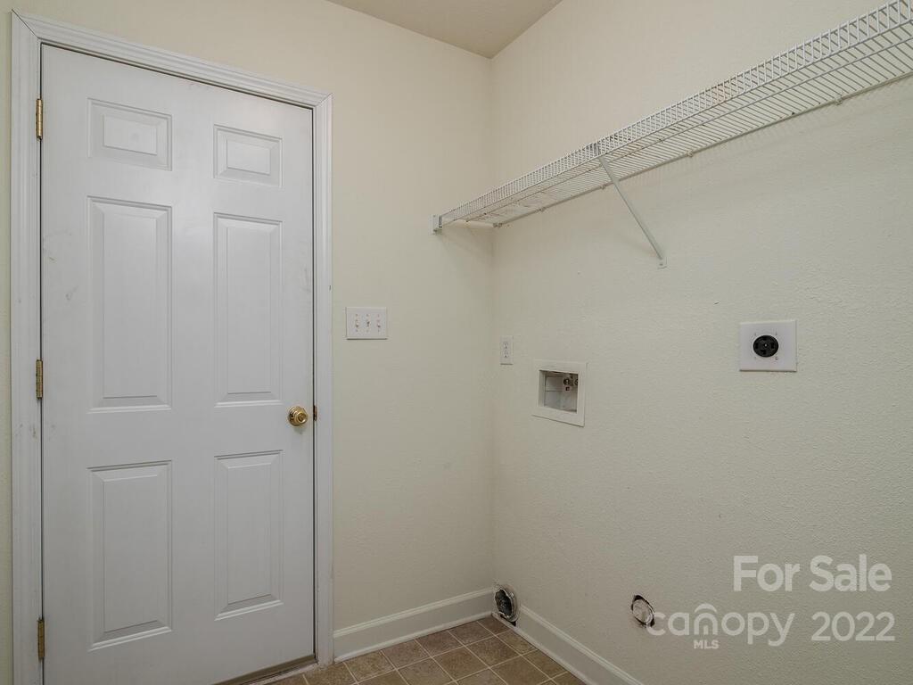 CORNERSTONE - Residential