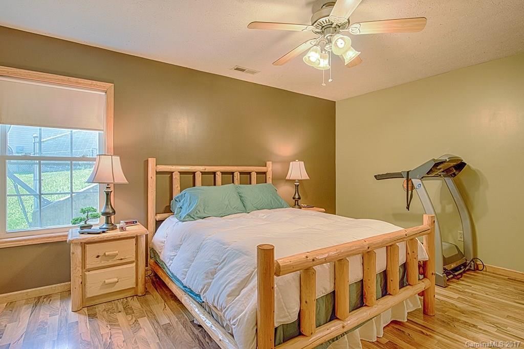 Fox Run Meadows - Residential