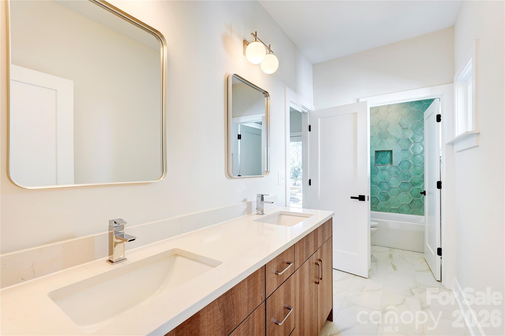 Oakhurst - Residential