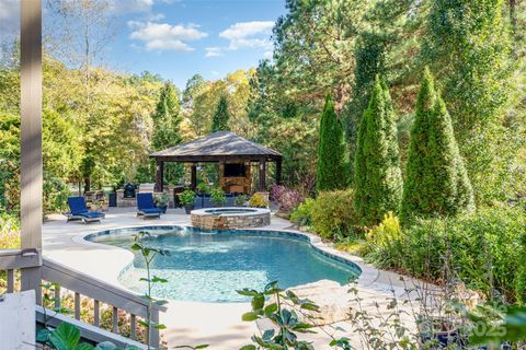 208 Pumpkin Seed Court Matthews NC 28104