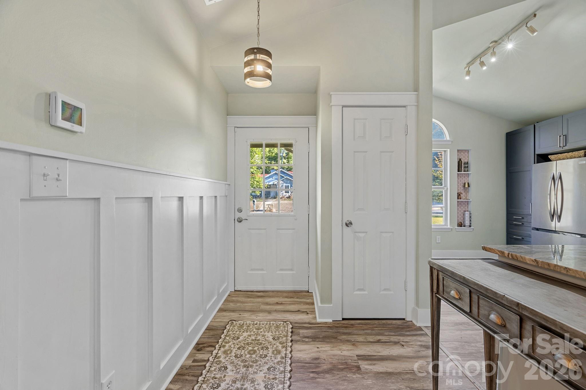 7120 Chattanooga Lane