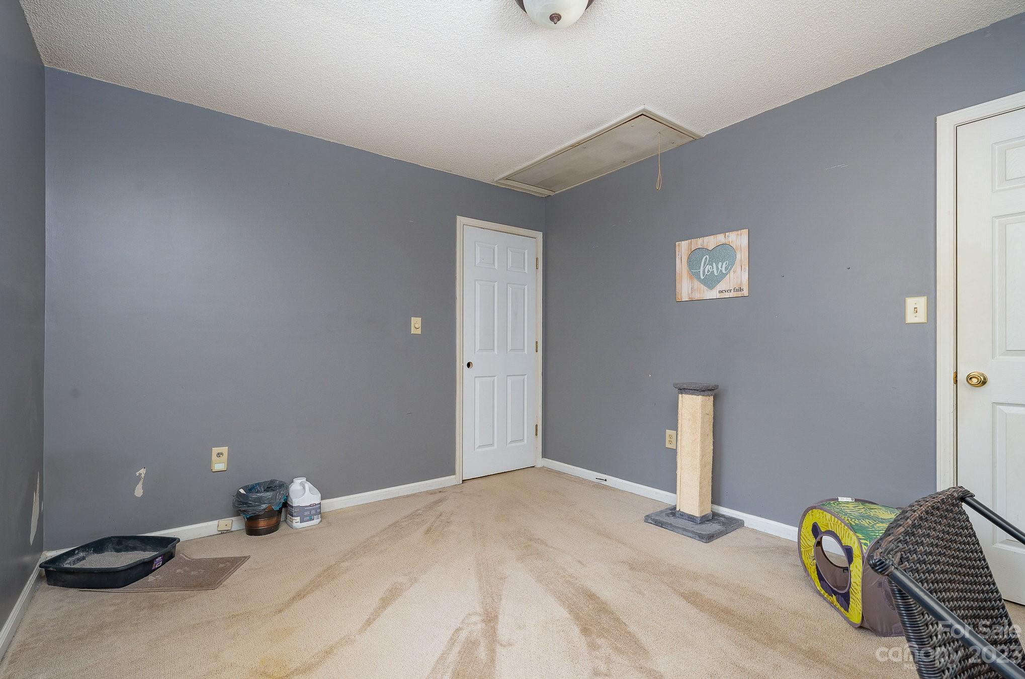 Adams Bluff - Residential