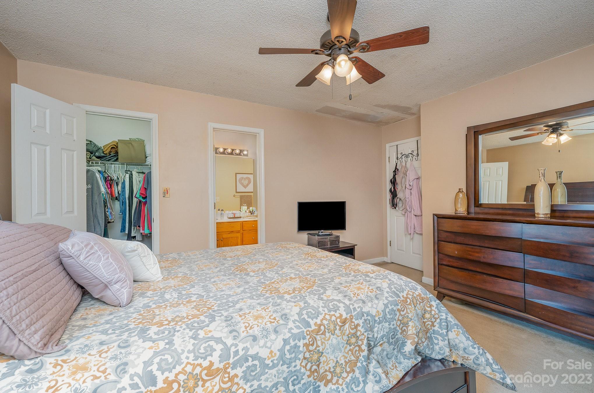 Adams Bluff - Residential