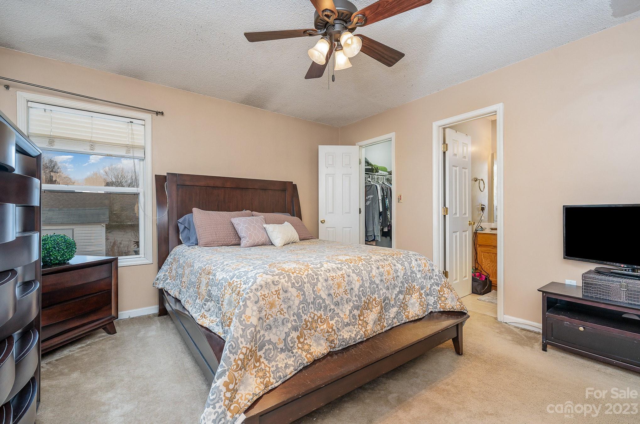 Adams Bluff - Residential