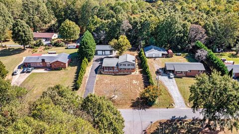 A home in Hickory