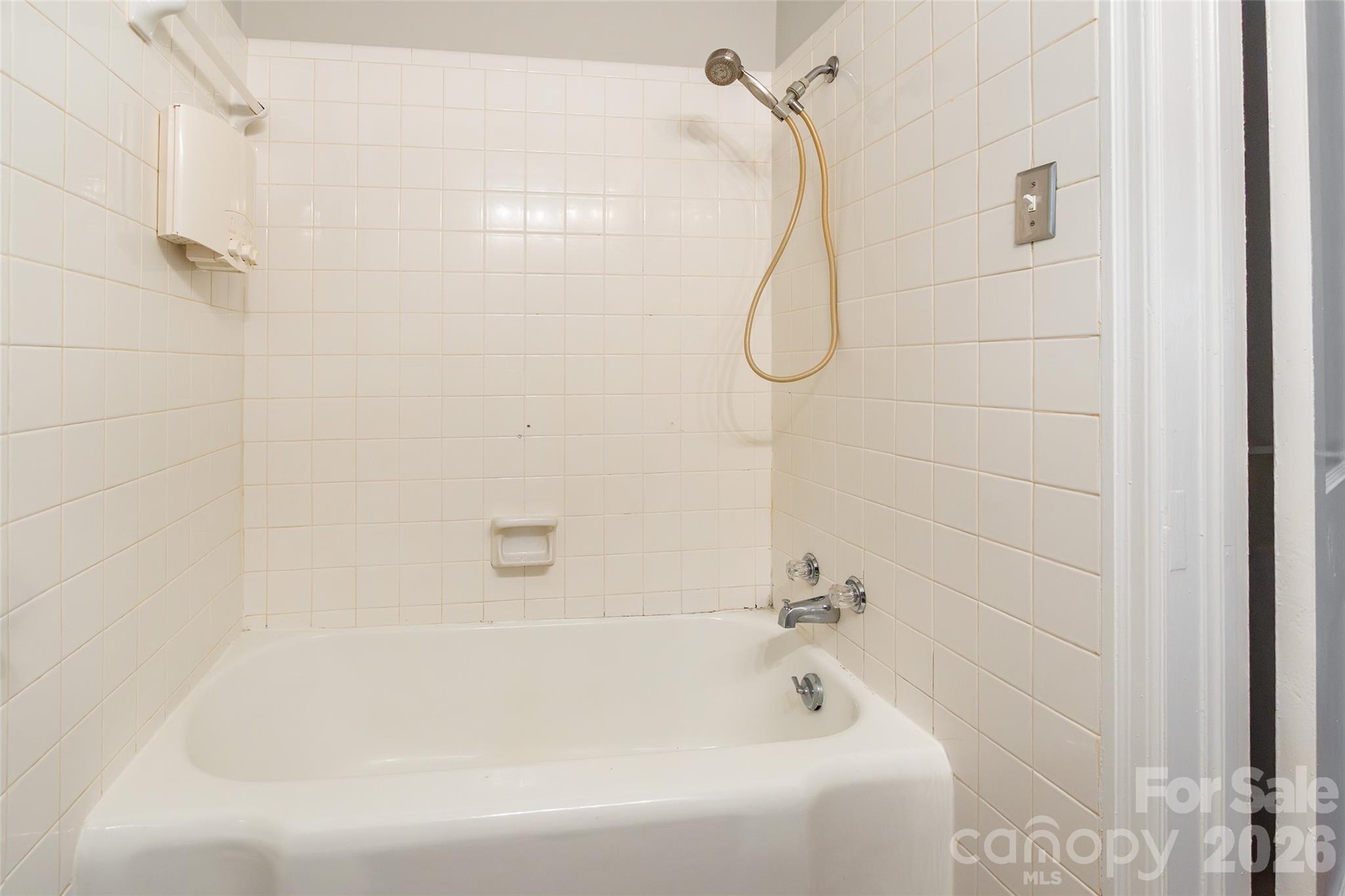 Seventeen Acres - Residential