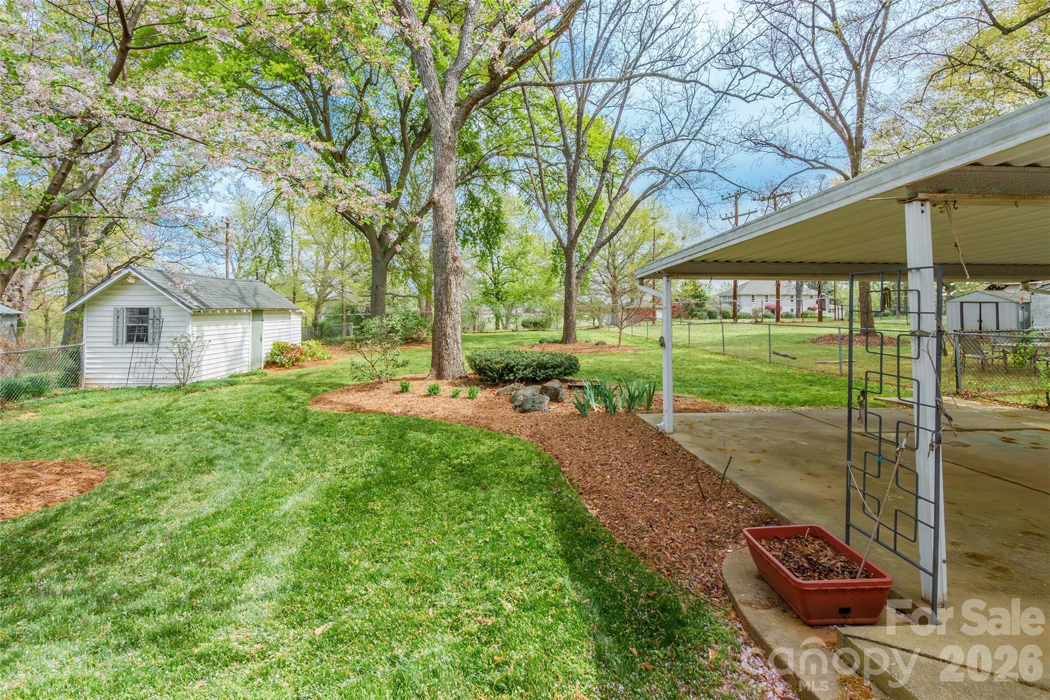 Seventeen Acres - Residential