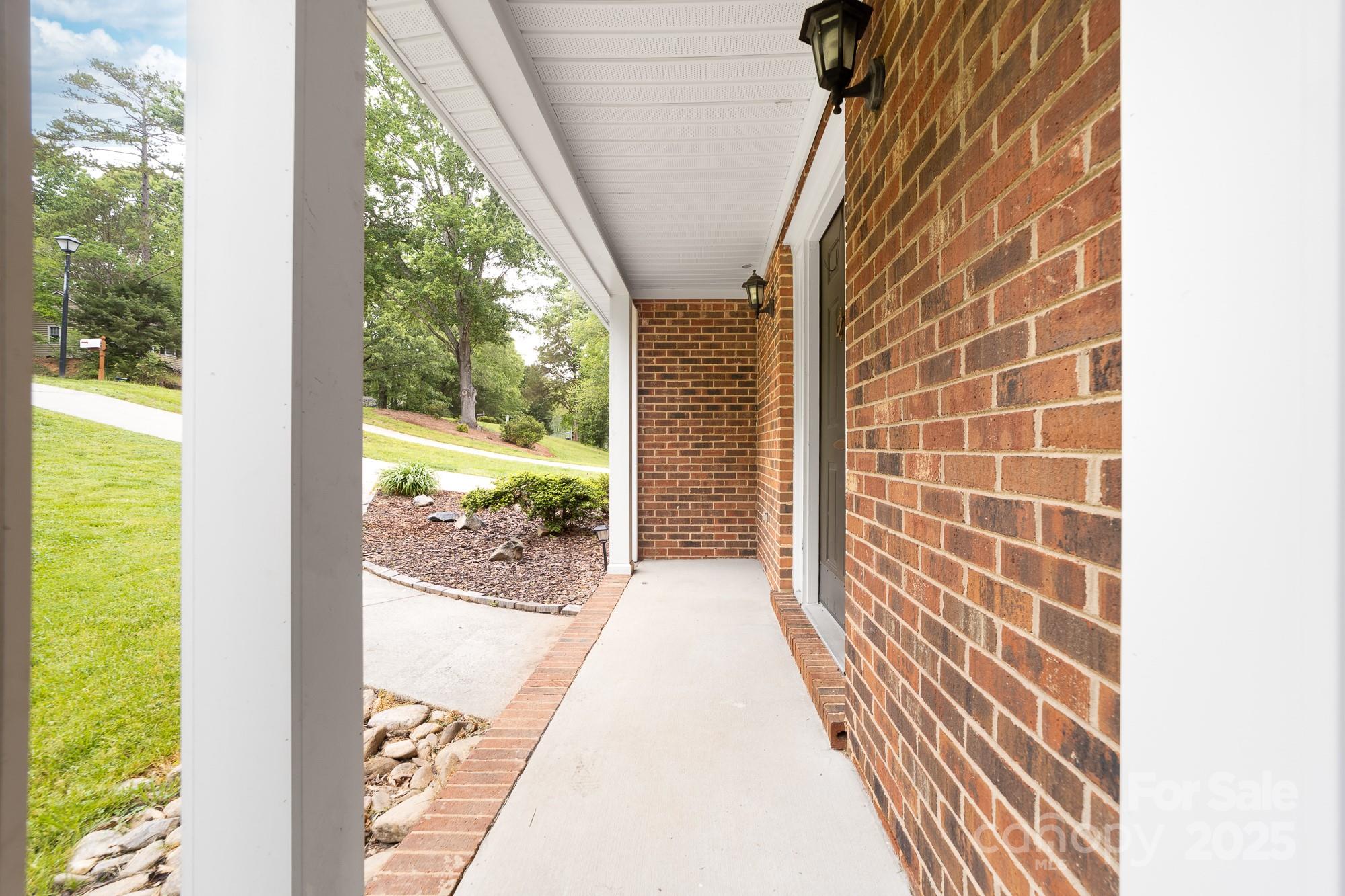 616 Silversmith Lane