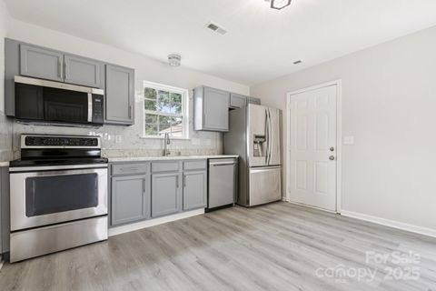 609 Billingsley Road Charlotte NC 28211