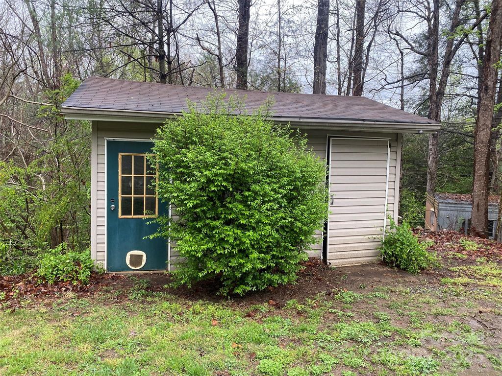 listing image 44