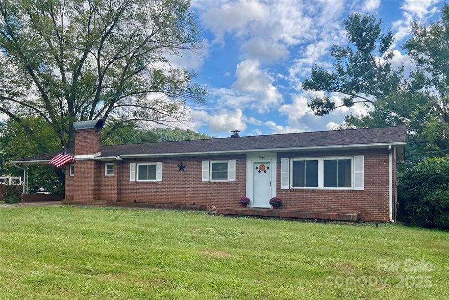 Charming 3 Bedroom, 1 bath home that offers comfort, functionality and beautiful views of the mountains. Inside, you'll find a warm and inviting layout with cozy living spaces, making it the perfect place to settle in and call home. This property provides plenty of outdoor space to garden, play or take in the scenery. Conveniently located near shopping, restaurants, medical offices and I-40; this home is ideal for anyone seeking the charm of country living without sacrificing accessibility.