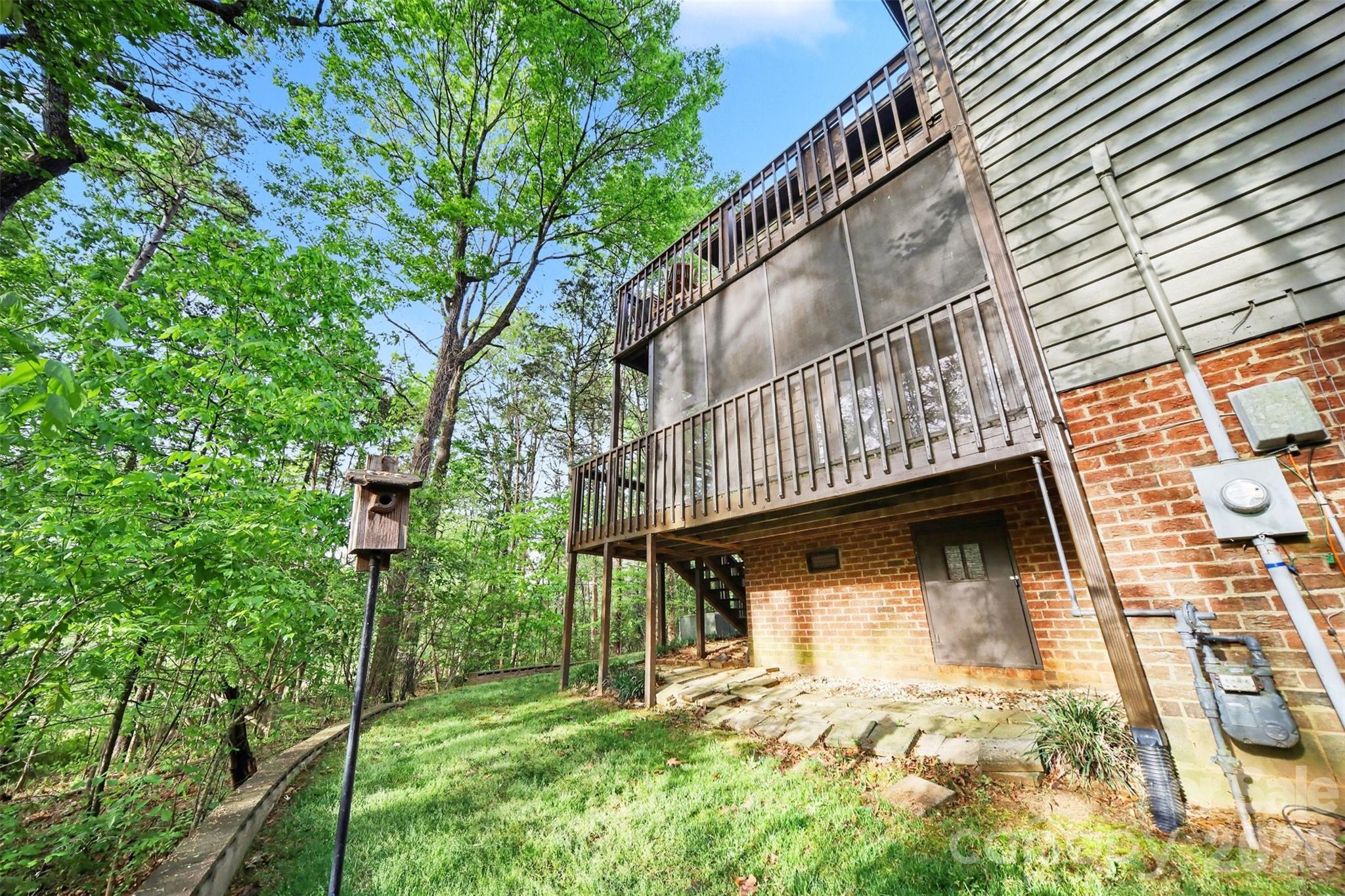 Newman Manor - Residential