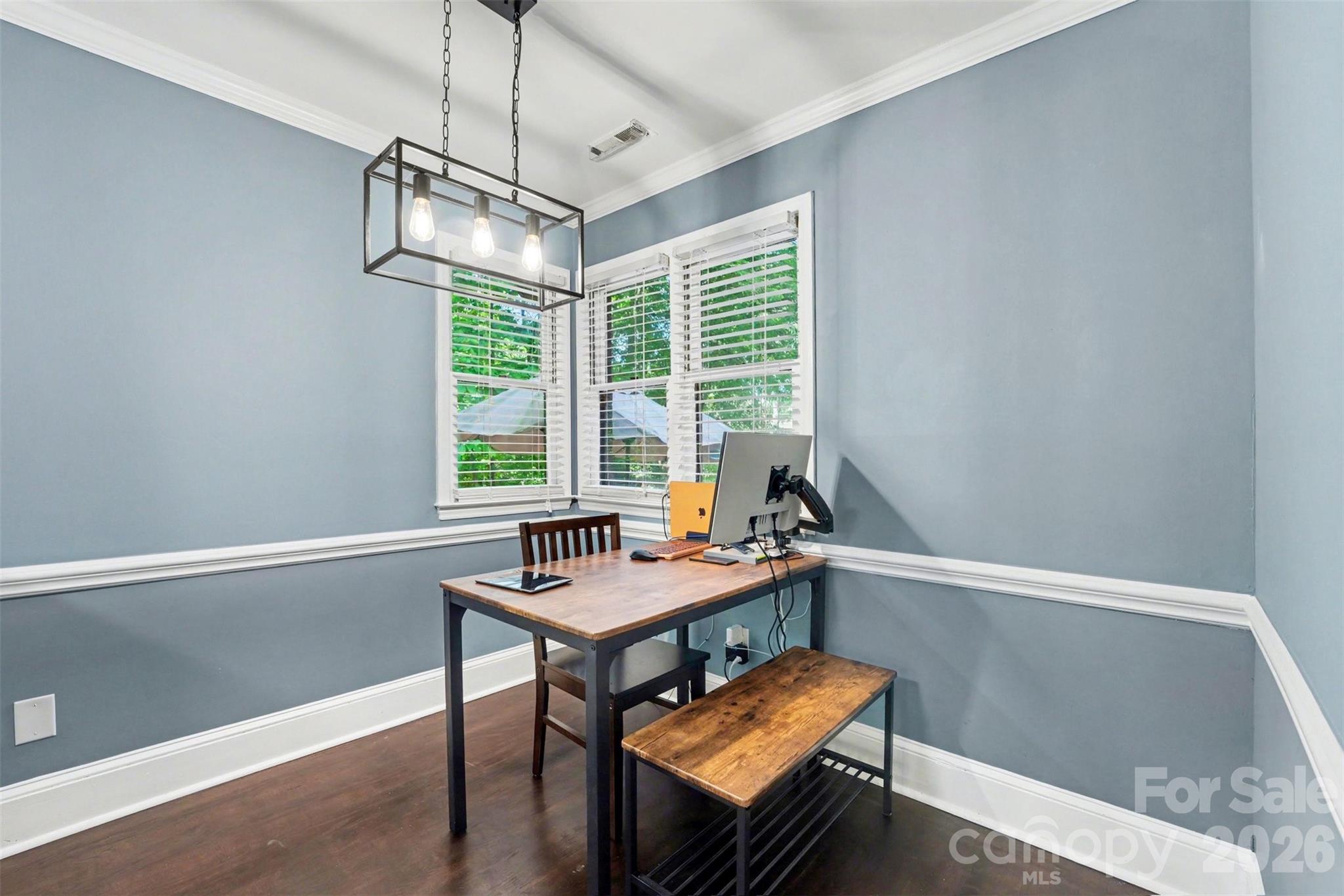 Newman Manor - Residential