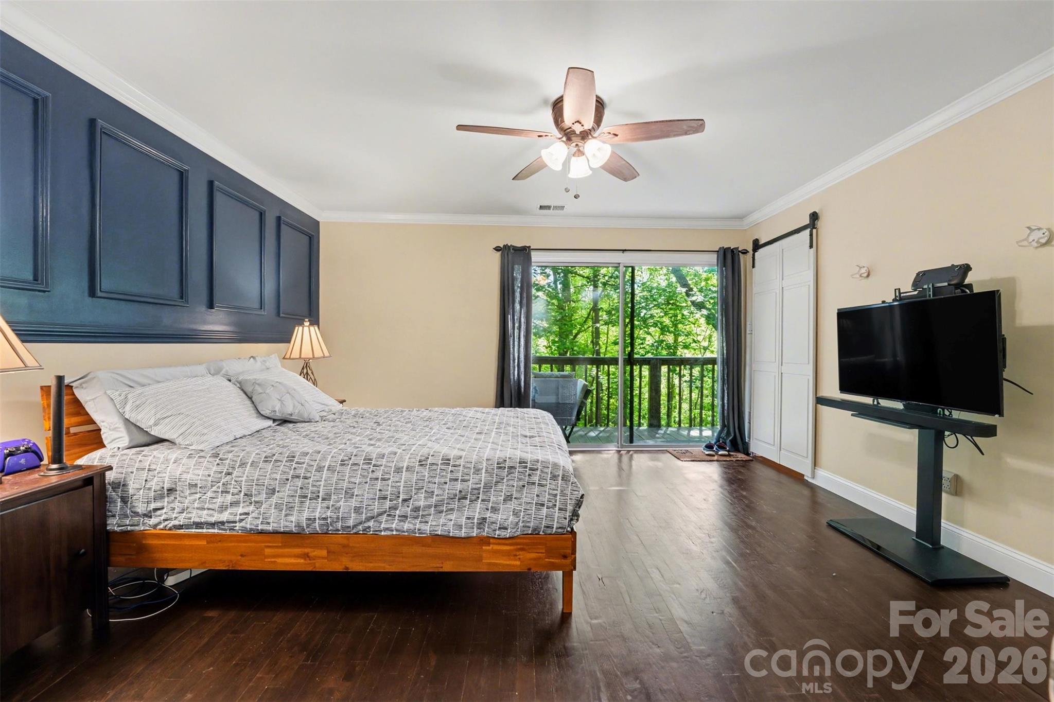 Newman Manor - Residential