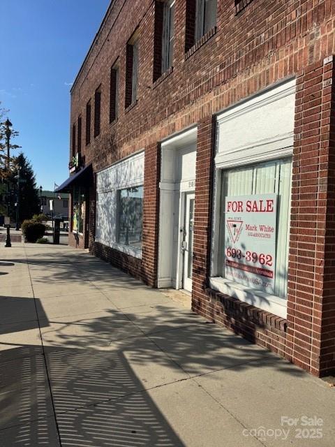 201 N Main Street