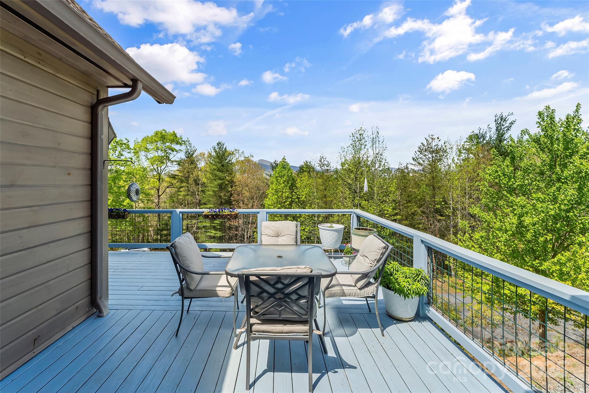 521 Waters Edge Drive