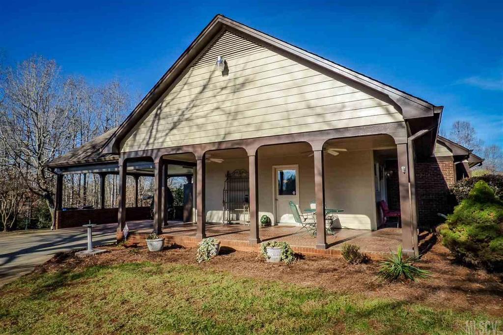 Lakegrove - Residential