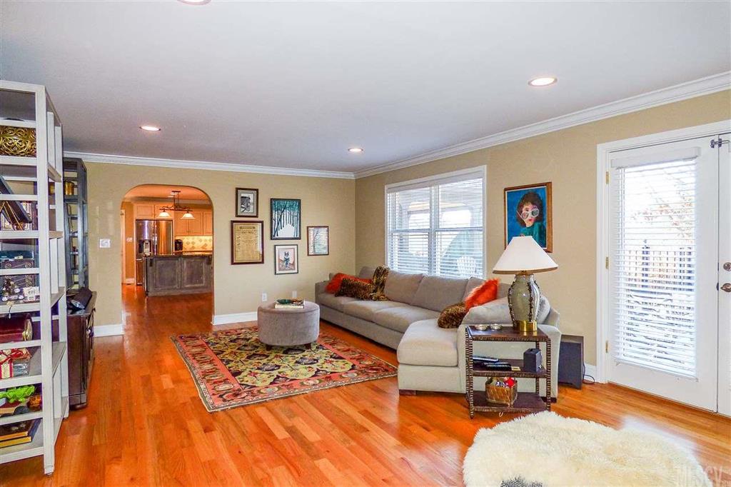 Lakegrove - Residential