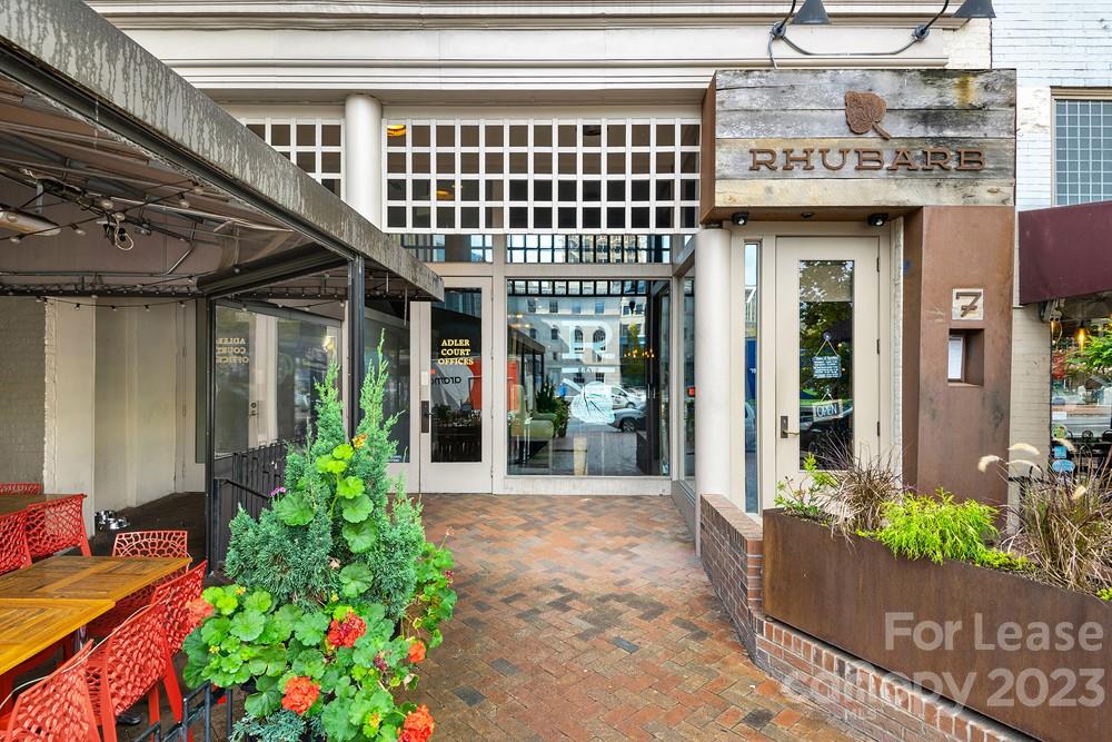 9 SW Pack Square 202