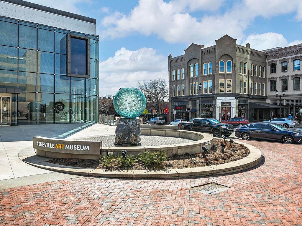 9 SW Pack Square 202