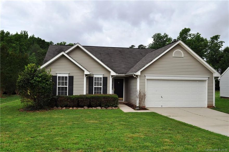 Spectacular ranch home in a great location! Cathedral ceilings, dine-in kitchen, split bedroom plan, master walk in closet and separate shower/garden tub. Spacious laundry room, and tons of storage space in floored attic above garage. Private yard backs up to woods. Convenient access to walking trails, aquatics center and schools!