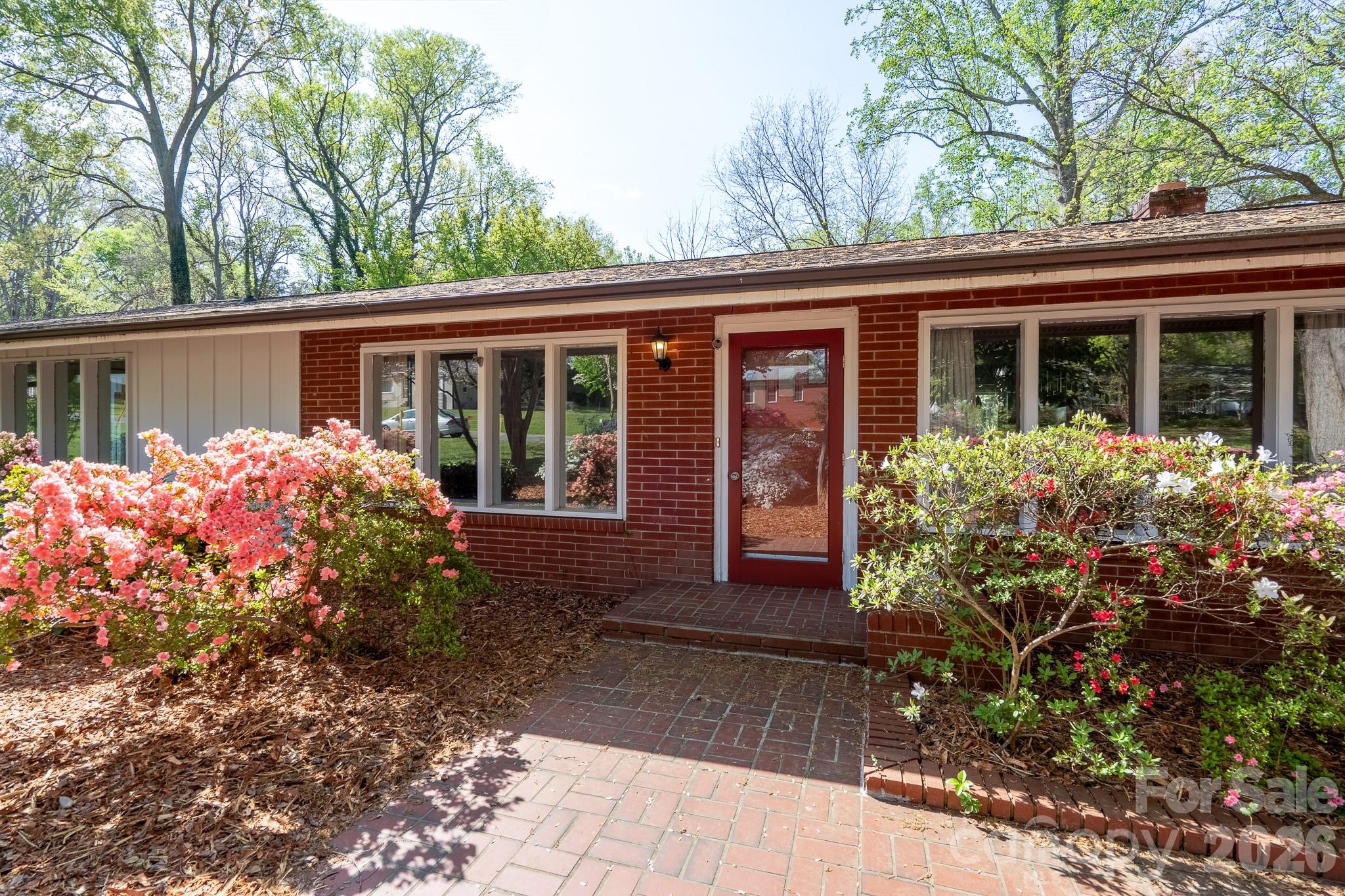 1221 Forestdale Drive