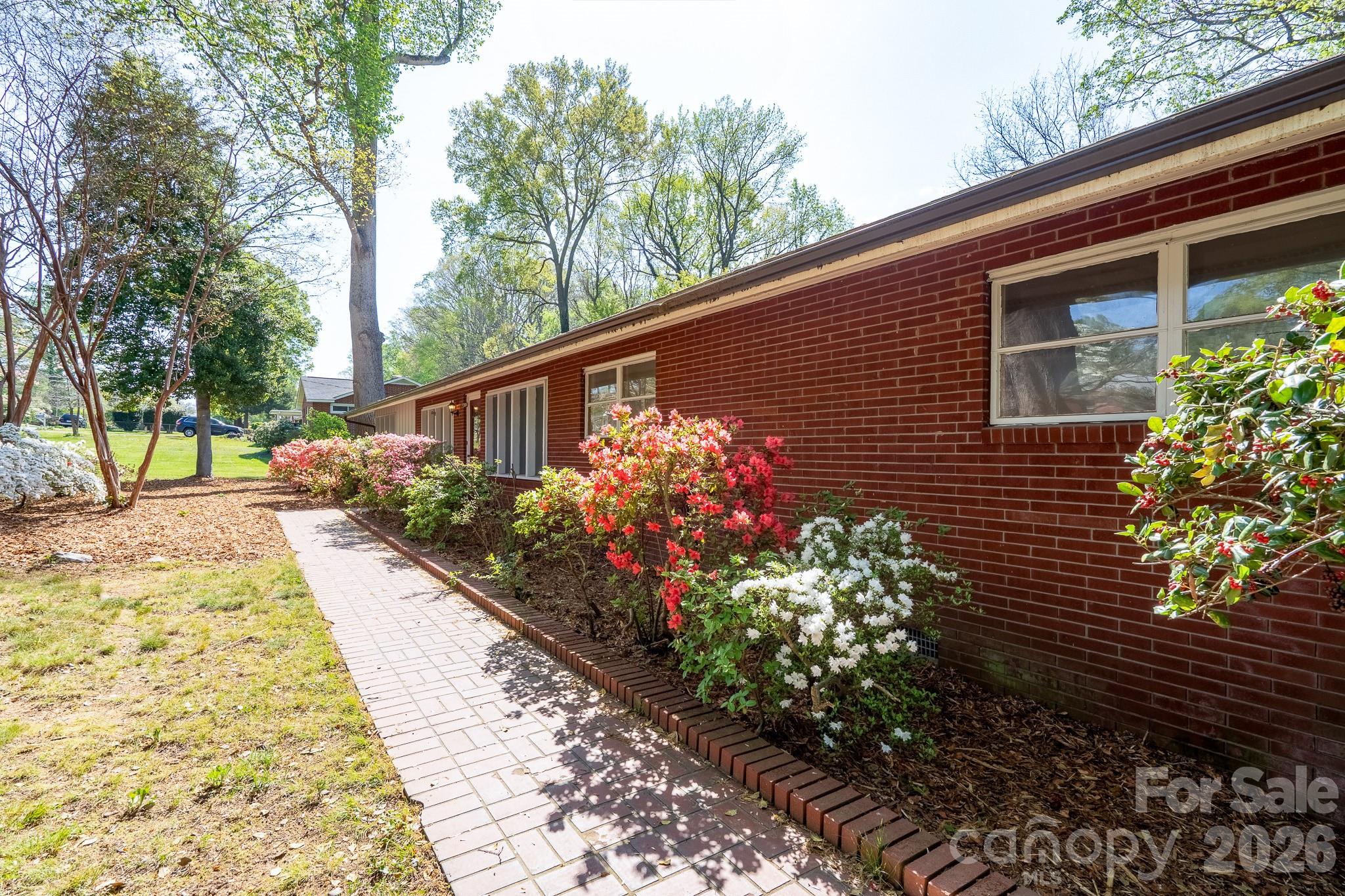 1221 Forestdale Drive