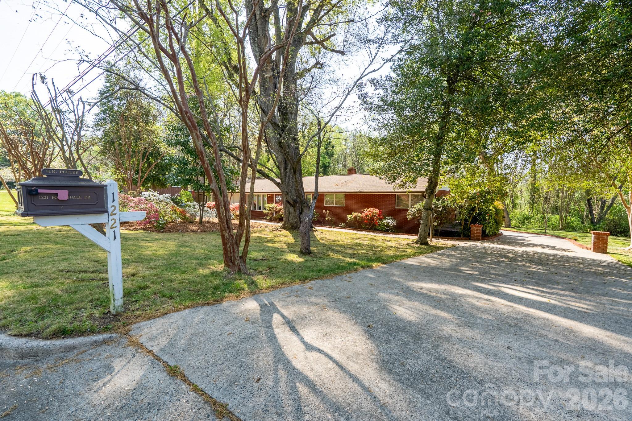 1221 Forestdale Drive