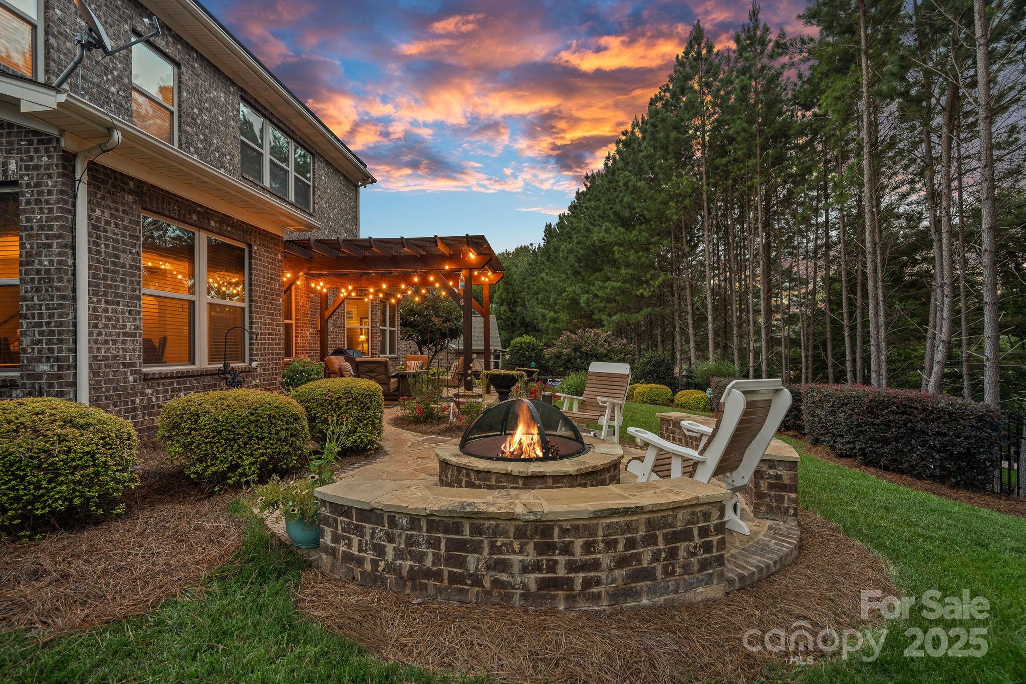 Barber Rock - Residential