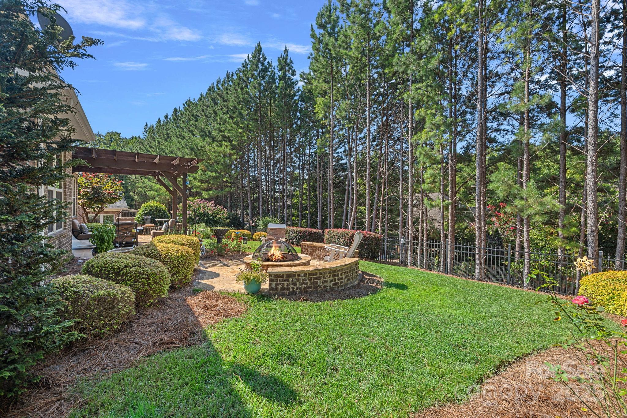 Barber Rock - Residential