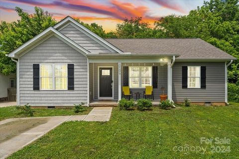 Single Family Residence in Mount Holly NC 109 Church Street.jpg