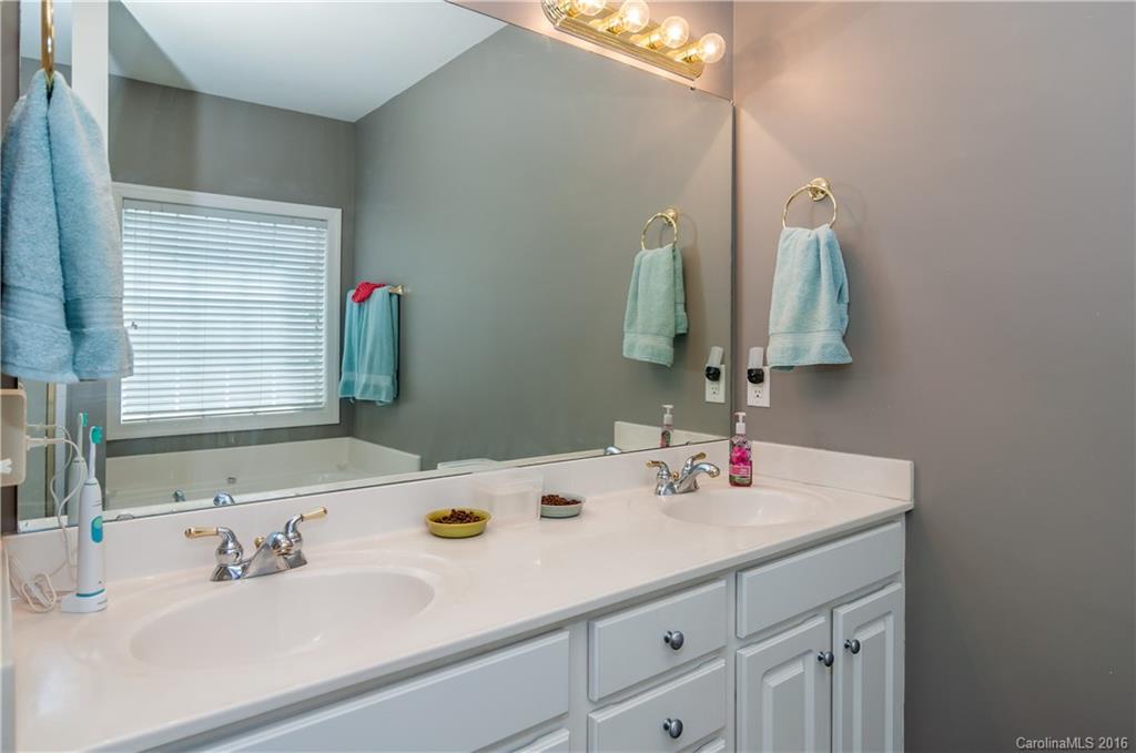 Ballantyne Meadows - Residential