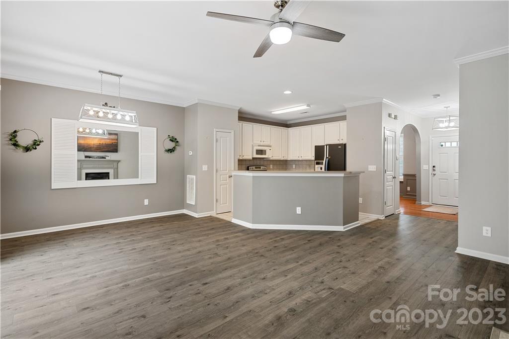 Ridge Pointe - Residential