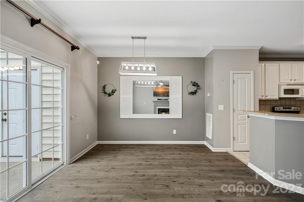 Ridge Pointe - Residential