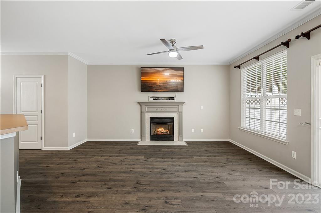 Ridge Pointe - Residential