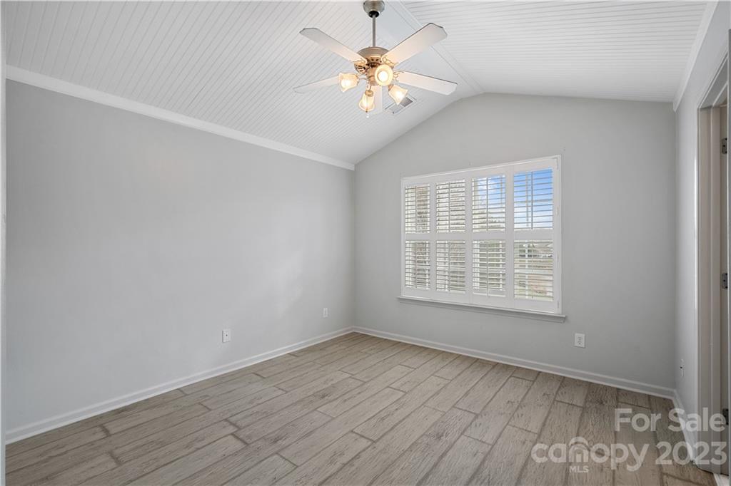 Ridge Pointe - Residential