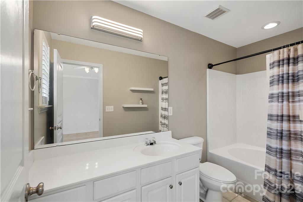 Ridge Pointe - Residential